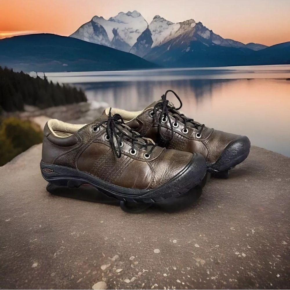 KEEN Classic Brown Leather Hiking Shoes Men's Size 10M